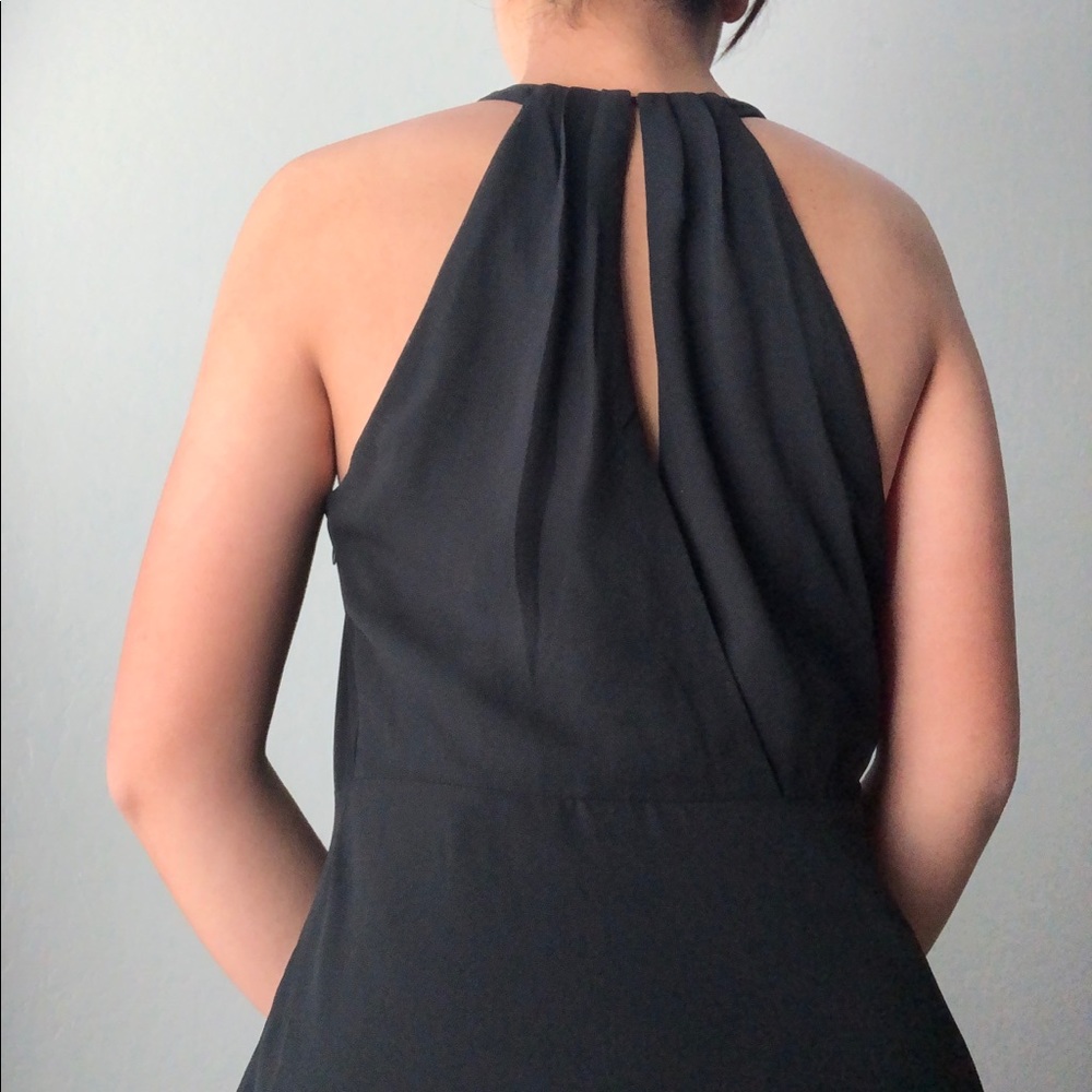 express sleeveless black flowy dress - Picture 3 of 4